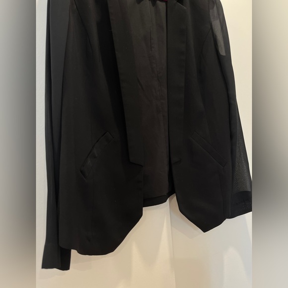 2 for 30
Halogen blazer size L color black - Picture 6 of 11